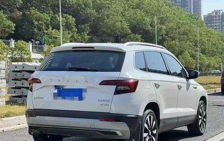 Skoda Karoq I, 2020 год, 1 300 000 рублей, 4 фотография