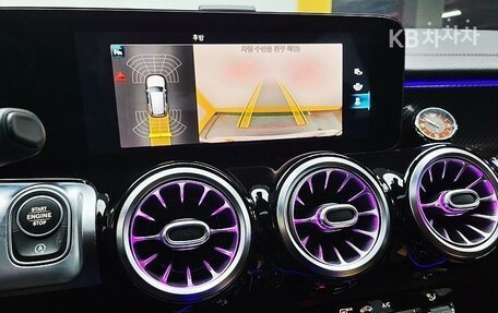 Mercedes-Benz GLB, 2021 год, 3 450 000 рублей, 10 фотография