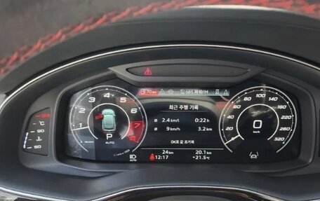 Audi RS Q8 I, 2025 год, 25 000 000 рублей, 7 фотография