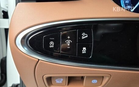Genesis GV70, 2022 год, 4 150 000 рублей, 10 фотография