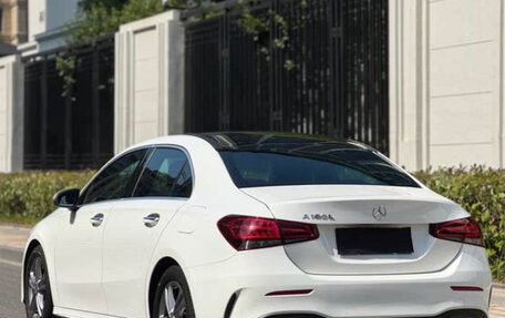 Mercedes-Benz A-Класс, 2021 год, 1 750 000 рублей, 3 фотография