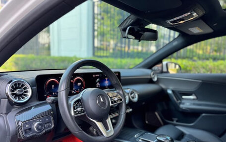 Mercedes-Benz A-Класс, 2021 год, 1 750 000 рублей, 10 фотография