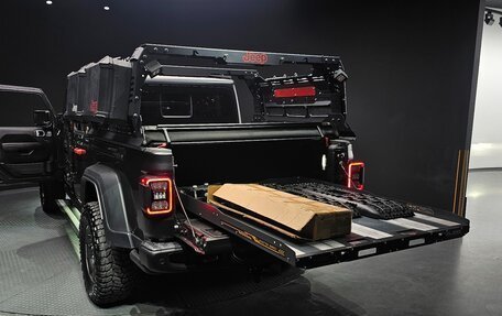 Jeep Gladiator, 2020 год, 7 950 000 рублей, 13 фотография