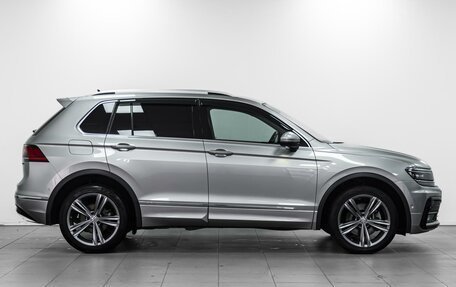 Volkswagen Tiguan II, 2018 год, 2 579 000 рублей, 5 фотография