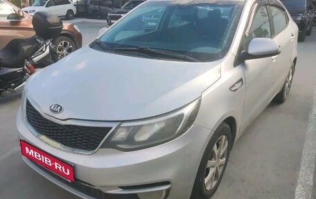KIA Rio III рестайлинг, 2015 год, 650 000 рублей, 1 фотография