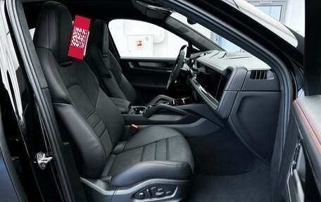 Porsche Cayenne III, 2025 год, 29 900 000 рублей, 15 фотография