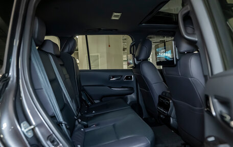 Toyota Land Cruiser, 2024 год, 14 800 000 рублей, 29 фотография
