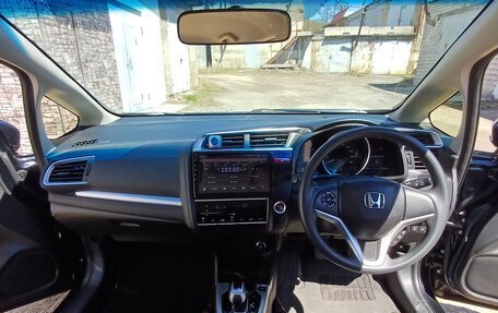 Honda Fit III, 2017 год, 950 000 рублей, 24 фотография