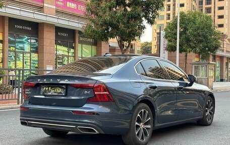Volvo S60 III, 2022 год, 2 100 008 рублей, 6 фотография