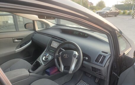 Toyota Prius, 2011 год, 980 000 рублей, 20 фотография