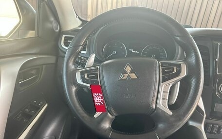 Mitsubishi Pajero Sport III рестайлинг, 2018 год, 3 340 000 рублей, 14 фотография