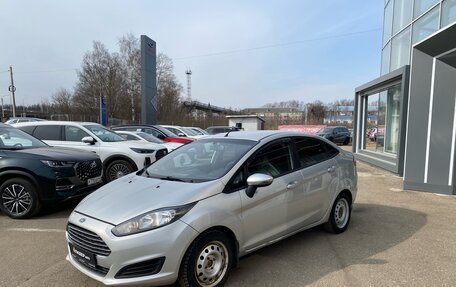 Ford Fiesta, 2015 год, 639 000 рублей, 3 фотография