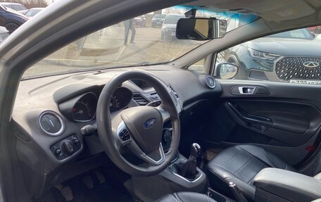 Ford Fiesta, 2015 год, 639 000 рублей, 9 фотография