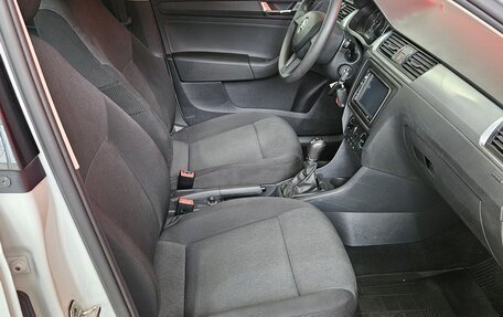 Skoda Rapid I, 2018 год, 1 120 000 рублей, 11 фотография