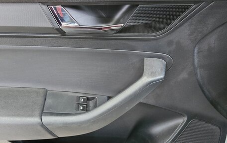 Skoda Rapid I, 2018 год, 1 120 000 рублей, 15 фотография