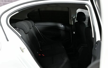 Peugeot 408 I рестайлинг, 2013 год, 720 000 рублей, 16 фотография
