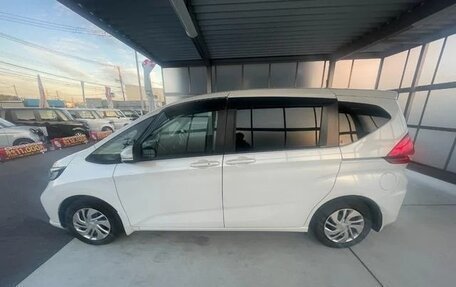 Honda Freed II, 2022 год, 1 298 000 рублей, 4 фотография