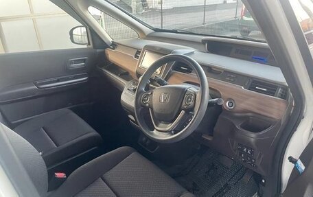 Honda Freed II, 2022 год, 1 298 000 рублей, 16 фотография