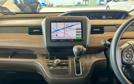 Honda Freed II, 2022 год, 1 353 000 рублей, 9 фотография