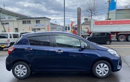 Toyota Vitz, 2020 год, 743 000 рублей, 8 фотография