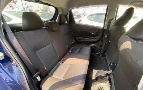 Toyota Vitz, 2020 год, 743 000 рублей, 28 фотография