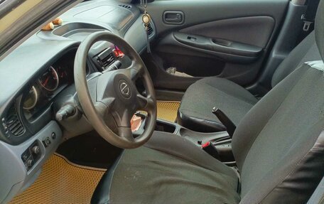 Nissan Almera, 2004 год, 400 000 рублей, 6 фотография