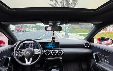 Mercedes-Benz A-Класс, 2020 год, 1 700 000 рублей, 9 фотография