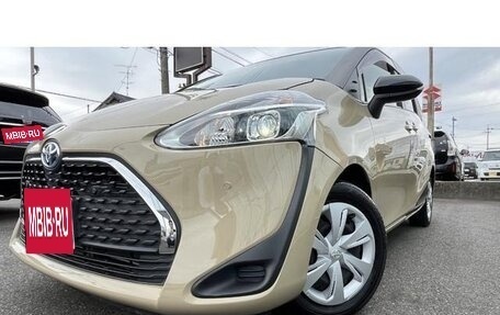 Toyota Sienta II, 2021 год, 1 093 000 рублей, 29 фотография