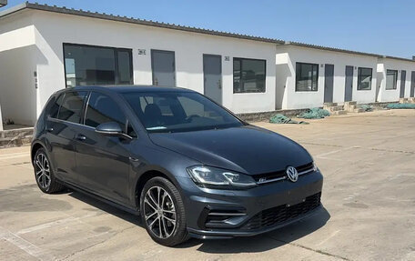 Volkswagen Golf VIII, 2020 год, 1 650 000 рублей, 3 фотография