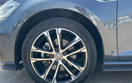 Volkswagen Golf VIII, 2020 год, 1 650 000 рублей, 15 фотография