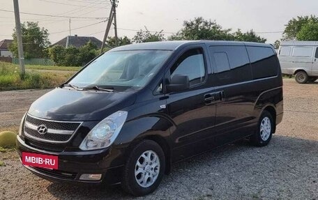 Hyundai Grand Starex Grand Starex I рестайлинг 2, 2010 год, 1 550 000 рублей, 9 фотография