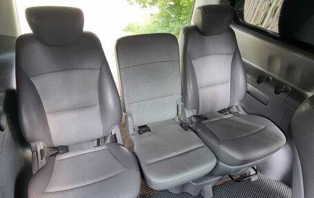 Hyundai Grand Starex Grand Starex I рестайлинг 2, 2010 год, 1 550 000 рублей, 19 фотография