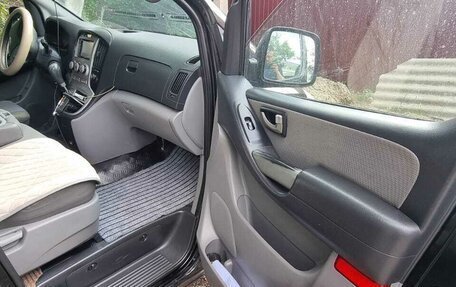 Hyundai Grand Starex Grand Starex I рестайлинг 2, 2010 год, 1 550 000 рублей, 12 фотография