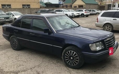 Mercedes-Benz E-Класс, 1994 год, 350 000 рублей, 3 фотография