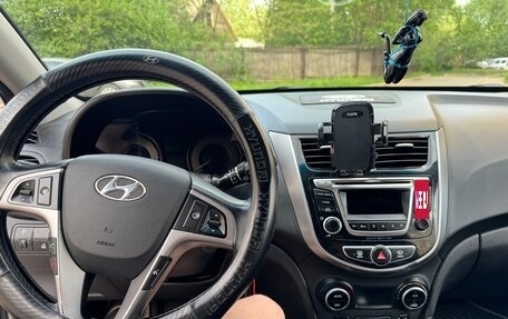 Hyundai Solaris II рестайлинг, 2014 год, 970 000 рублей, 9 фотография
