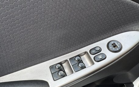 Hyundai Solaris II рестайлинг, 2014 год, 970 000 рублей, 14 фотография