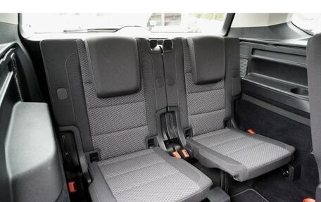 Volkswagen Touran III, 2018 год, 1 120 000 рублей, 11 фотография