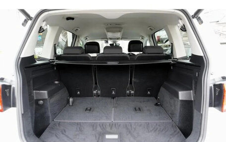 Volkswagen Touran III, 2018 год, 1 120 000 рублей, 14 фотография
