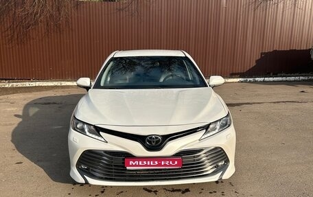 Toyota Camry, 2018 год, 2 530 000 рублей, 1 фотография