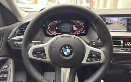 BMW 2 серия, 2022 год, 2 620 000 рублей, 14 фотография