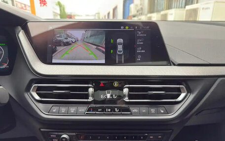 BMW 2 серия, 2022 год, 2 620 000 рублей, 15 фотография