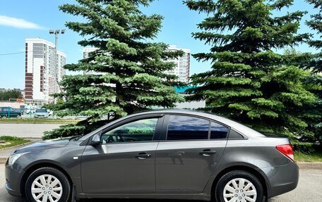 Chevrolet Cruze II, 2011 год, 670 000 рублей, 2 фотография