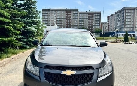 Chevrolet Cruze II, 2011 год, 670 000 рублей, 4 фотография