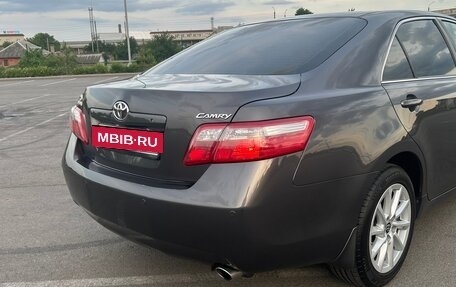 Toyota Camry, 2011 год, 1 490 000 рублей, 2 фотография