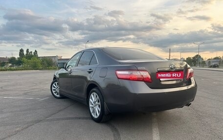 Toyota Camry, 2011 год, 1 490 000 рублей, 4 фотография