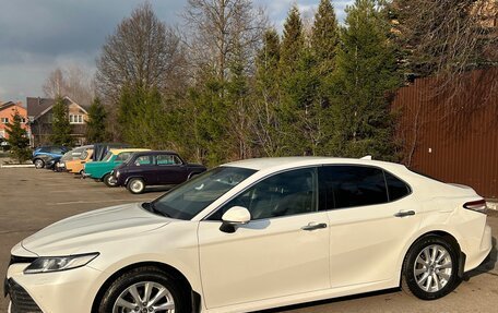 Toyota Camry, 2018 год, 2 530 000 рублей, 8 фотография