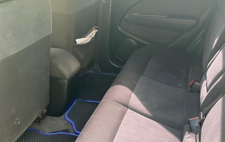 Mitsubishi Outlander III рестайлинг 3, 2002 год, 525 000 рублей, 8 фотография