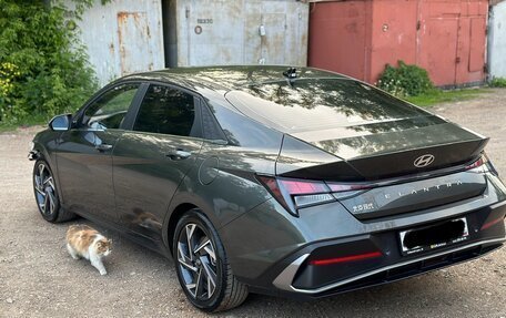 Hyundai Elantra, 2023 год, 1 100 000 рублей, 6 фотография