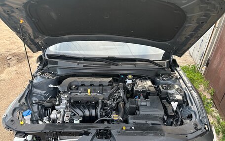 Hyundai Elantra, 2023 год, 1 100 000 рублей, 12 фотография
