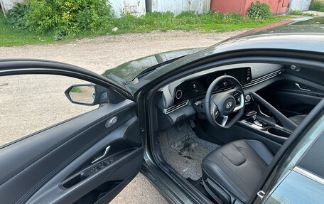 Hyundai Elantra, 2023 год, 1 100 000 рублей, 14 фотография